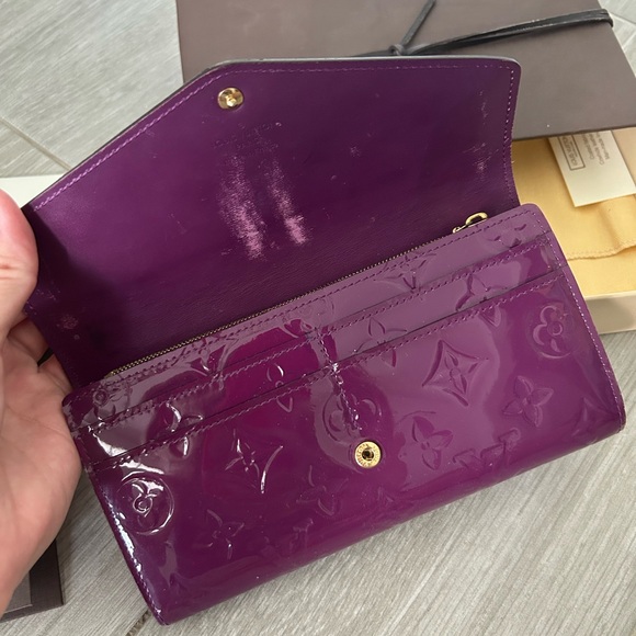 Authentic Louis Vuitton Brea HandBag - Picture 12 of 13